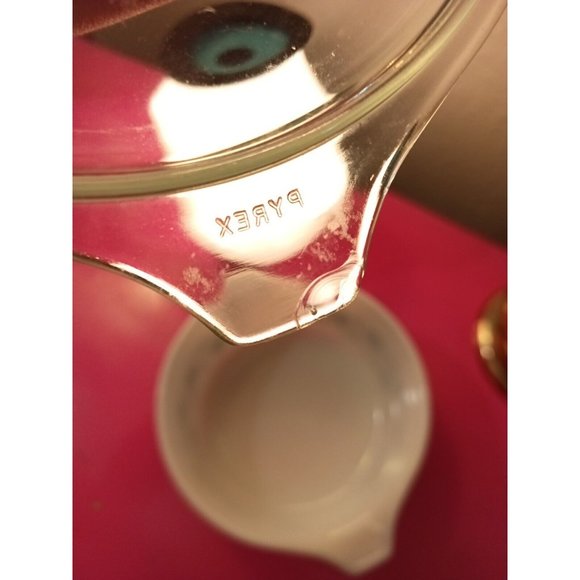 Pyrex Vintage Floral Print Green/White 1 1/2 Pint Casserole Ovenwear Dish & Lid - Picture 5 of 9